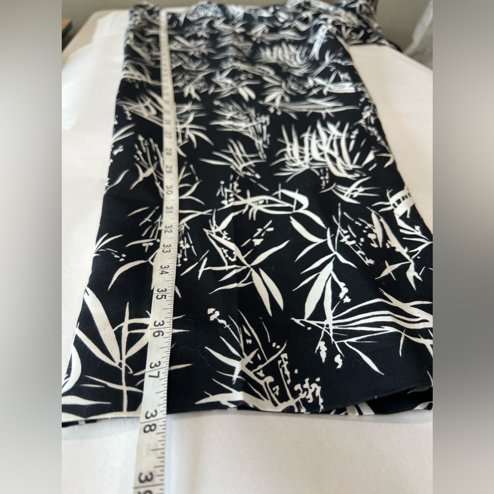Pendleton Straight Leg Black White Floral Silk Blend Side Zipper Pant Size  18 - Picture 6 of 9